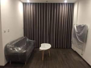 cho thuê gấp chung cư vinhomes symphony long biên-55m 2n1wc full nội thất-vào luôn-giá 12 triệu