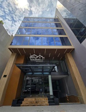 cho thuê tòa nhà mt lê trung nghĩa khu k300. dt: 10x16m. hầm 5 lầu. dtsd: 800m2. pccc