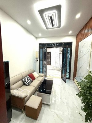 hiếm có! nhà trung tâm quận hoàng mai giá tốt thương lượng mạnh