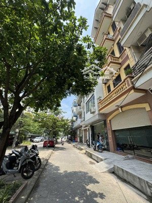 bán nhà biệt thự liền kề 61m2 x 5 tẫng x mặt tiền 5,2m x giá 28,7 tỷ ở đền lừ 2, hoàng mai, hà nội