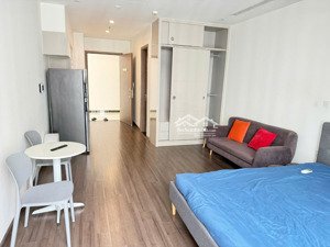 cho thuê gấp chung cư vinhomes symphony long biên-studio-full nội thất-vào luôn-giá 10 triệu