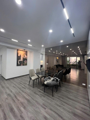 bán căn hộ tòa sông đà 131 trần phú, 154m2, 3 ngủ, full nội thất, sổ đỏ, giá 7.95 tỷ