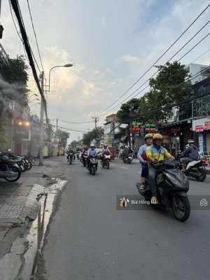 1 căn duy nhất ngang 5m dài 13m vuông đẹp công nhận đủ mt phạm văn chiêu gần chợ thạch đà, 8.6 tỷ