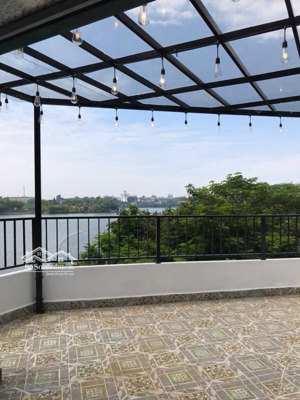 mặt phố tây hồ vỉa hè thang máy kinh doanh bất chấp 21,5 tỷ view hồ đẳng cấp