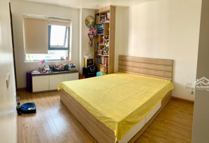 bán căn hộ 43 phạm văn đồng tòa ( hha thái hà ) dt 70m2 lô góc , thiết kế 2 ngủ giá 5,6 tỷ