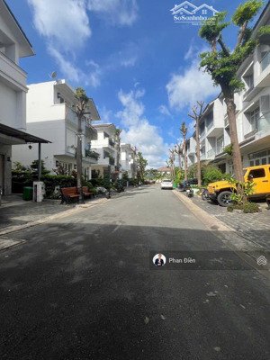 chính chủ bán biệt thự louis garden 11,2x20m trong khu khang an. sổ hồng riêng. gọi 