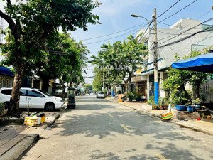 nhà mặt tiền đường 16m kd phường phước bình, quận 9 tài sản vàng giá 10 tỷ thu nhập 10 tr/tháng