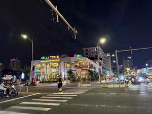 mặt tiền nguyễn văn thoại kinh doanh đỉnh cao, cách biển mỹ khê chỉ vài bước