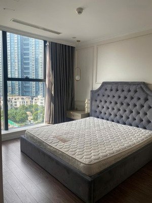 cho thuê căn hộ s56 sunshine city, vào ở luôn. dt 99m2, pk rộng ở sướng!!!