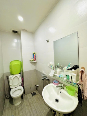 bán nhà hxh mã lò bình tân, 60m2 (4.4x14), nở hậu, 2 tầng