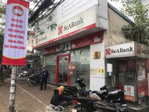 cho thuê np tại nguyễn văn cừ, 100 triệu, 350m2, vỉa hè 10m.