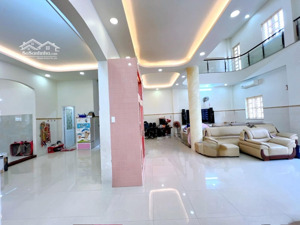 bán gấp nhà mt 4 tầng kiểu biệt thự - 10x 25m - kdoanh đa nghề