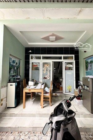 bán nhà 1 lầu sân rộng 2 mặt tiền hẻm phường trấn biên (thống nhất). đường ô tô. giá chỉ 2tỷ800