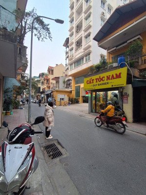 tòa nhà nguyễn văn cừ 145m2x9t -mặt tiền 7.5m - ô tô tránh kinh doanh có vỉa hè - ngõ thông 38.5 tỷ