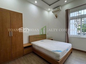 bán tòa căn hộ 6 tầng 10 căn hộ khu phố tây an thượng