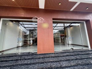 cho thuê tòa nhà mặt tiền 4 lầu quốc lộ 62, tp. tân an, long an giá tốt chỉ 100 triệu/tháng