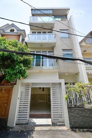 nhà hxt ngang 6,5m, 4 tầng 1 trục 30m ra lê đức thọ, p6, gò vấp. chỉ nhỉnh 11 tỷ