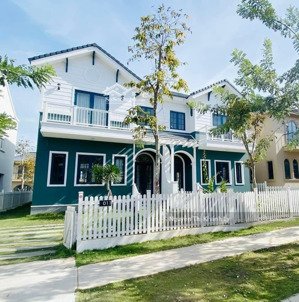 giá siêu tốt: căn biệt thự 8x20m, giá 4.4 tỷ bao hết đã nhận nhà đường thông 16m cam kết đúng giá