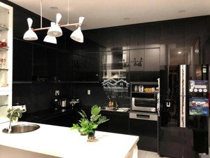 chủ ngộp- 9 tỷ- mtkd nguyễn thái bình ( khu sân bay) -5 tầng cứng- ngang 5m-ở ngay chỉ 9 tỷ