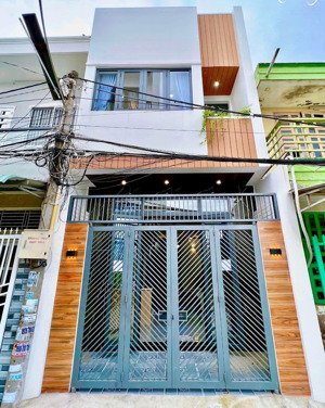 bán nhà gần công viên, khu cn, gần chợ bình. chánh. giá 958 triệu