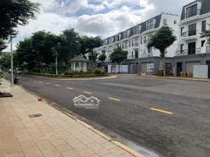 bán nhà phố ecocity, giá 5,7 tỷ