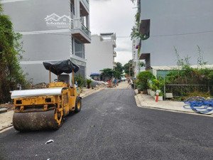 cần bán đất đẹp đường hoàng quốc việt, quận 7. dt: 5x12,5m, giá hơn 7tỷ