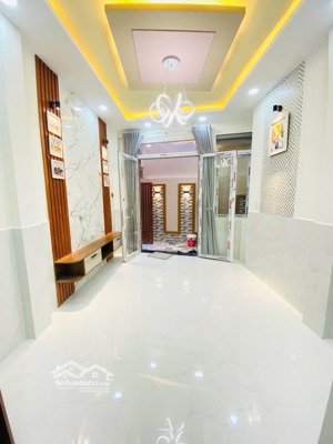 bán nhà q8, kdc bình đông , 4.8 x 9 , hẻm ba gác thông , nhà mới full nội thất , nhỉnh 3 tỷ