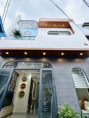 bán gấp nhà hồ văn huê, p9, phú nhuận. hẻm xe hơi. - trúc