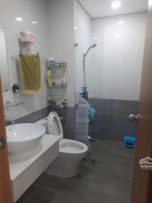 suất nội bộ cdt căn 2pn2wc 60m2 full nt gỗ chỉ 2,3 tỷ