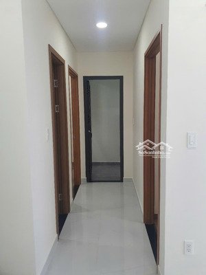 chính chủ bán căn 2pn 67m2 đã sổ chỉ 2,1 tỷ bao sang tên