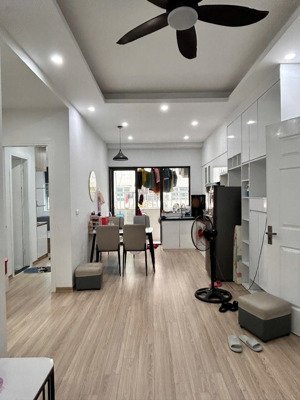 căn góc siêu thoáng diện tích 63m tòa hh4c linh đàm