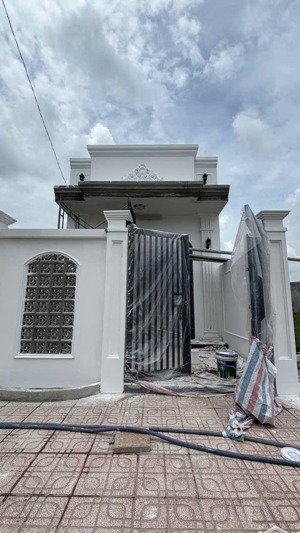 chủ gửi
bá.n nhà cấp 4 mới 100% 2pn kdc đông phú, châu thành, tp. cần thơ