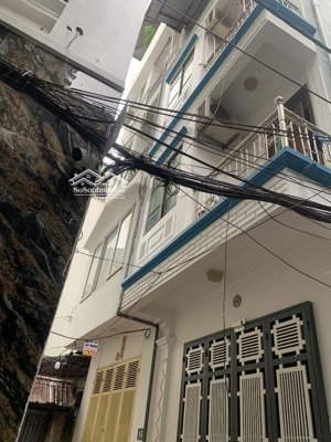 nhà đẹp 5 tầng cách phố lê đức thọ hơn 100m mỹ đình diện tích: hơn 50m2 mặt tiền rộng