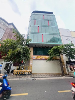 building có thang máy mặt tiền đường nguyễn hoàng, phường an khánh, quận 2