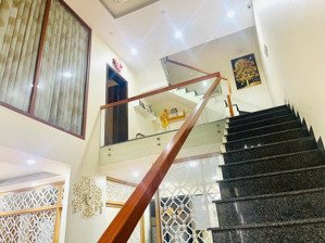 cần bán căn nhà hẻm oto thông 79/ xô viết p. thắng tam, vũng tàu. 76m2(7*11)m. giá 7,3 tỷ bớt lộc