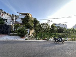 khu biệt thự 18 căn bên sông hiệp bình chánh thủ đức khu vip phân lô đồng bộ 400m2 33tỷ