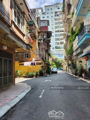 bán nhà lê thanh nghị 40m x 5t, ô tô đỗ cửa, sổ vuông a4, giá chỉ 12 tỷ