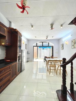 cho thuê nhà nguyên căn, bắc hải, quận 10, full nội thất, công viên lê thị riêng