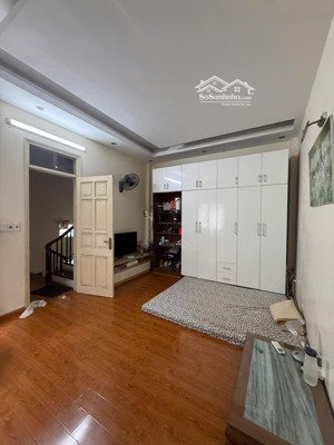 bán nhà phố nguyễn chính, tân mai, hà nội 5 tầng, ô tô đỗ cửa, dt sd 40m, giá 9,x tỷ