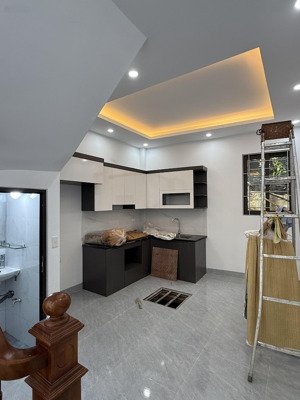 bán nhà quán gánh - nhị khê - thường tín 4 tầng 4 ngủ, ô tô đỗ cổng, 50m ql1a, giá chỉ 4,95 tỷ