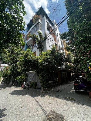 gấp chuyển công tác - lô góc siêu đẹp 2 mặt ô tô tránh phân lô hoàng ngân ô tô chạy vòng quanh