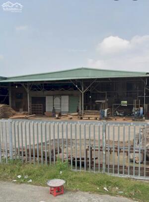  CHO THUÊ KHO XƯỞNG 3.200m² GIÁ TỐT – MẶT TIỀN PHAN VĂN HỚN, HÓC MÔN 