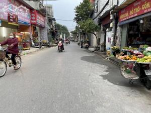 Bán 120,7m2 đất hai mặt đường tại ngõ 80 Hoa Lâm, Việt Hưng. Kinh doanh sầm uất, gần Big C