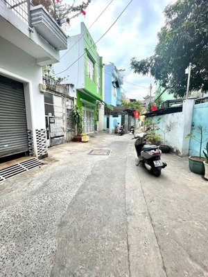 bán nhà hoàng hoa thám p5 phú nhuận | hxh đỗ cửa | ngang 4.8m | 67m | 4 tầng | 9.28 tỷ tl