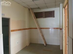 Cho thuê nhà trệt mặt tiền đường 3/2 kế ngã tư nguyễn văn linh