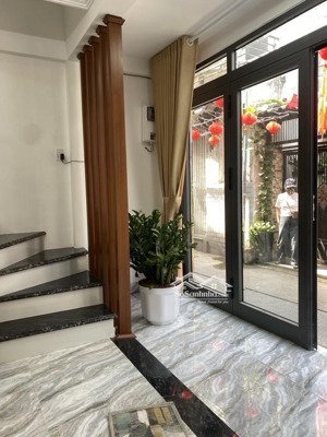 nhà đẹp đường số phường tân kiểng quận 7 - 2lầu - 40m2- 5,85 tỷ