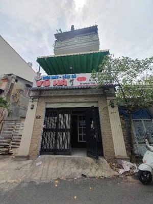 nhà mặt tiền trường thọ, trung tâm thủ đức chỉ 7 tỷ hơn cho khách thiện chí