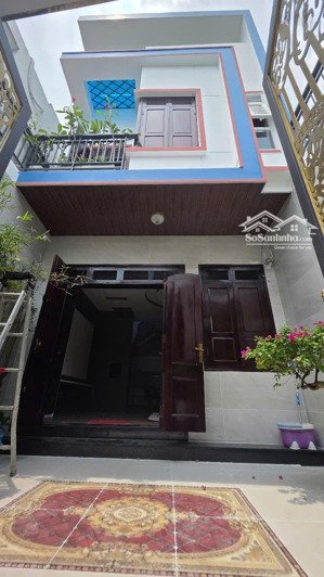 5 x 20 - hẻm xe hơi - có phòng trệt - giáp gò vấp