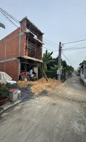 nhà 1 trệt 1 lầu phú mỹ - gía 3 tỷ 250 hỗ trợ vay bank tối đa