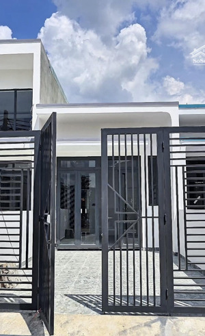 hạ giá 200tr, cần bán nhà ống 2 - 3pn, sát gần ủy ban bh